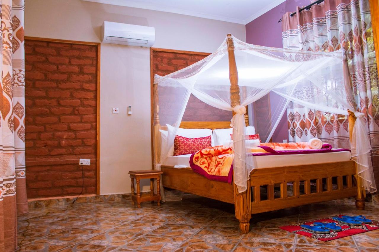 Mantis Lodge & Camping Site Morogoro Ngoại thất bức ảnh